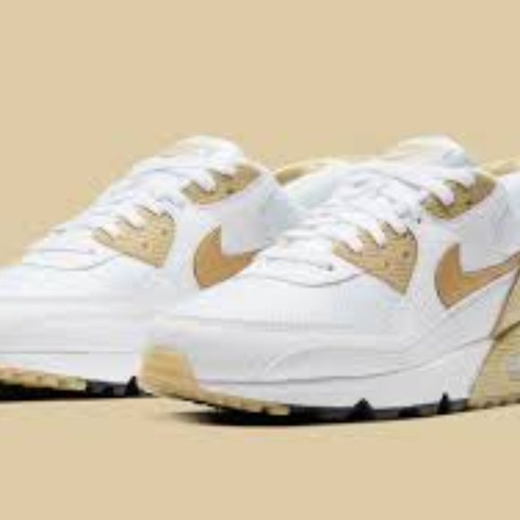 Air Max 90 FlyEase 'Metallic Gold' - Picture 1 of 5
